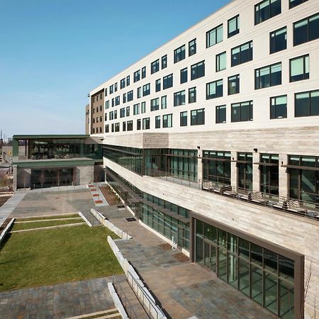 The Alexander Hotel Индианаполис Екстериор снимка