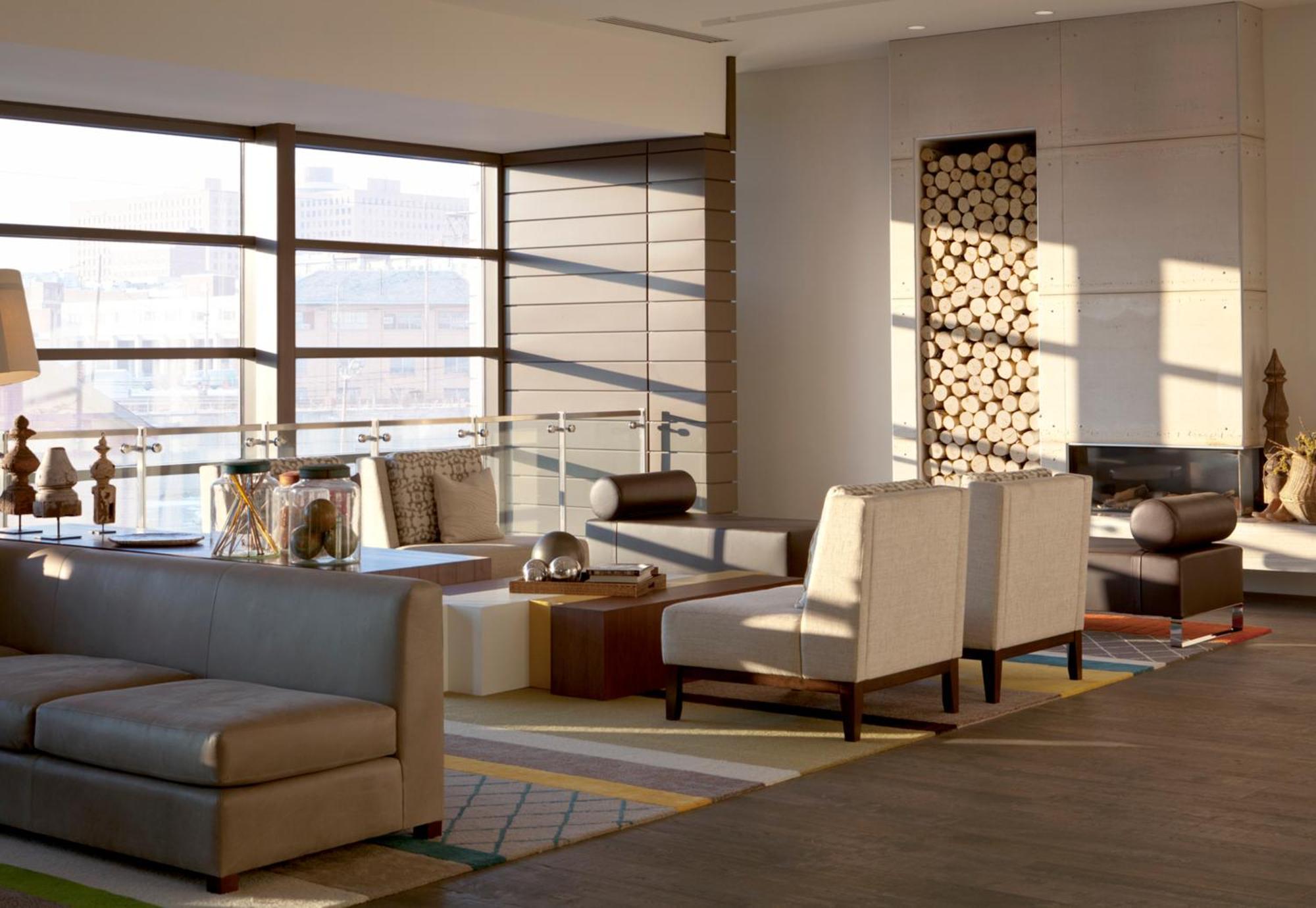 The Alexander Hotel Индианаполис Екстериор снимка