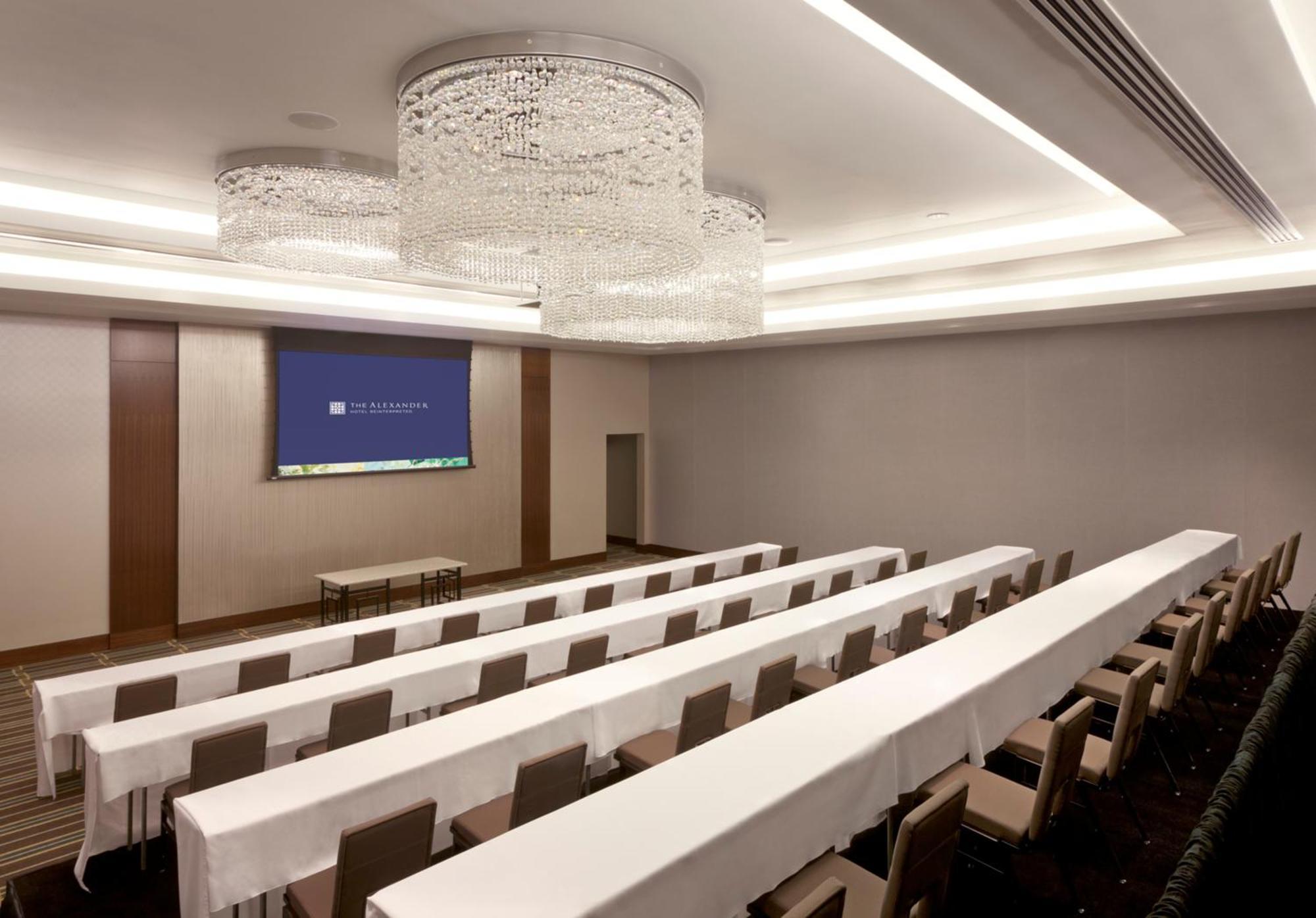The Alexander Hotel Индианаполис Екстериор снимка
