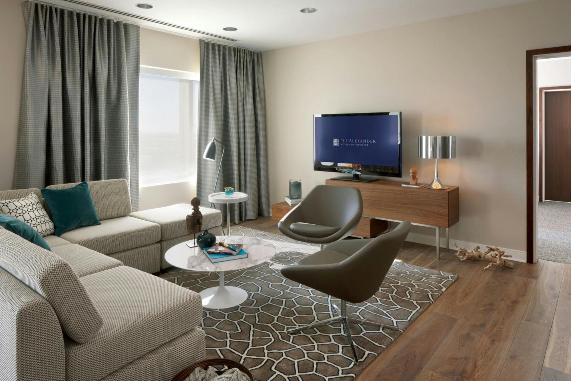 The Alexander Hotel Индианаполис Екстериор снимка