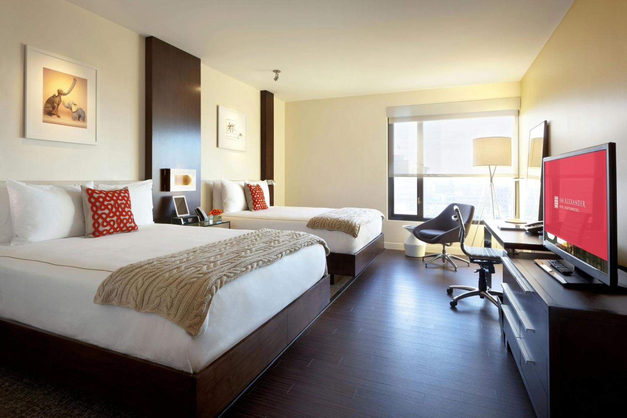 The Alexander Hotel Индианаполис Екстериор снимка